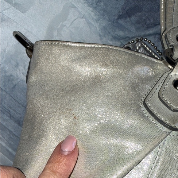 Coach Poppy Shimmering Metallic Cream Shoulder Bag with Legacy Lining - Picture 12 of 15